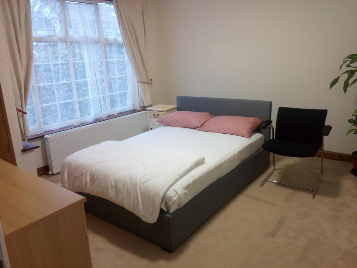 1St Gold Accommodation Isleworth Dış mekan fotoğraf